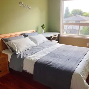 https://nice-rooms-with-private-bath-in-mid-town-toronto.hotelstorontoontario.org