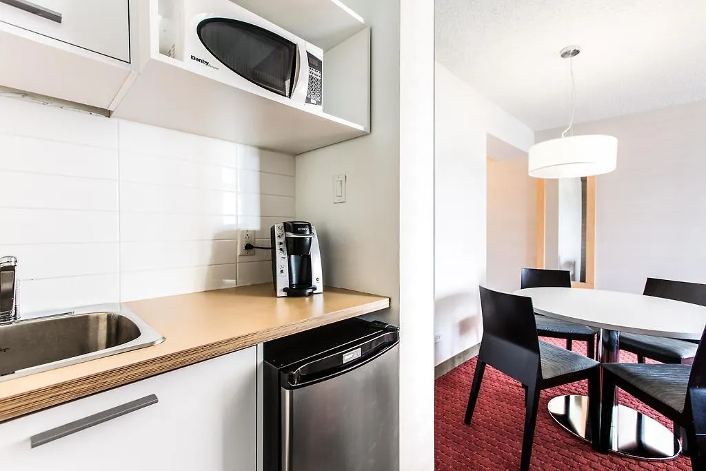 Residence La Citadelle Montreal Hotel