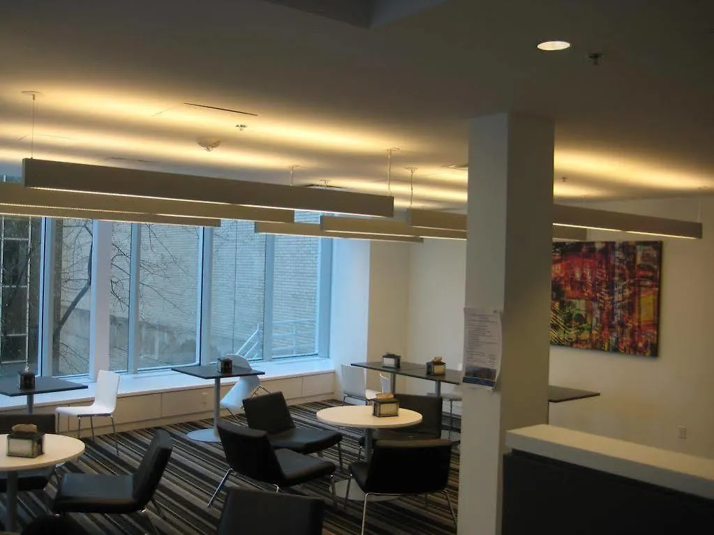 **** Hotel Residence La Citadelle Montreal Canada